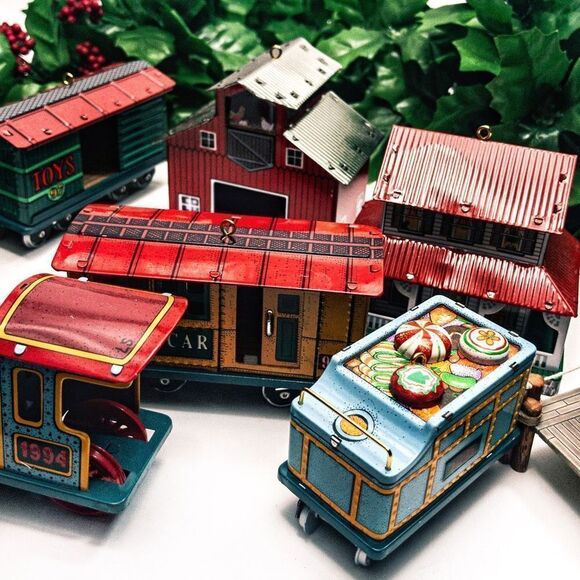 Hallmark Keepsake Yuletide Central & Town & Country Tin Litho Train Set Decor - Picture 10 of 14